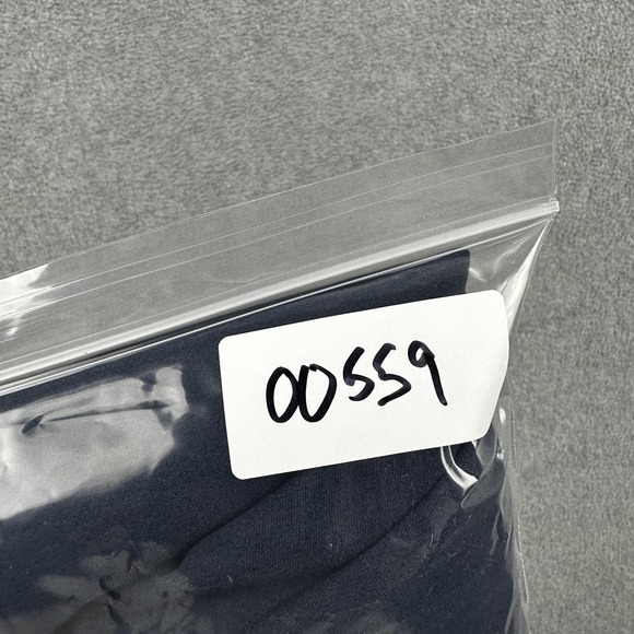 ON 34th Pants Womens 12 Blue Straight Leg Cropped Mid Rise Gold Button Navy - Picture 10 of 10